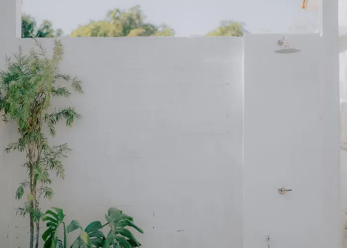 Ibu Jari فيلة نوسا ليمبونغان